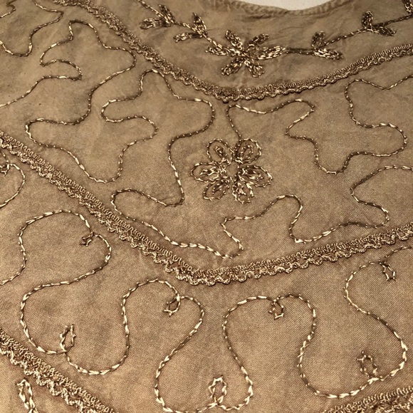 Two Bohemian Summer Crop Tops - Picture 8 of 16